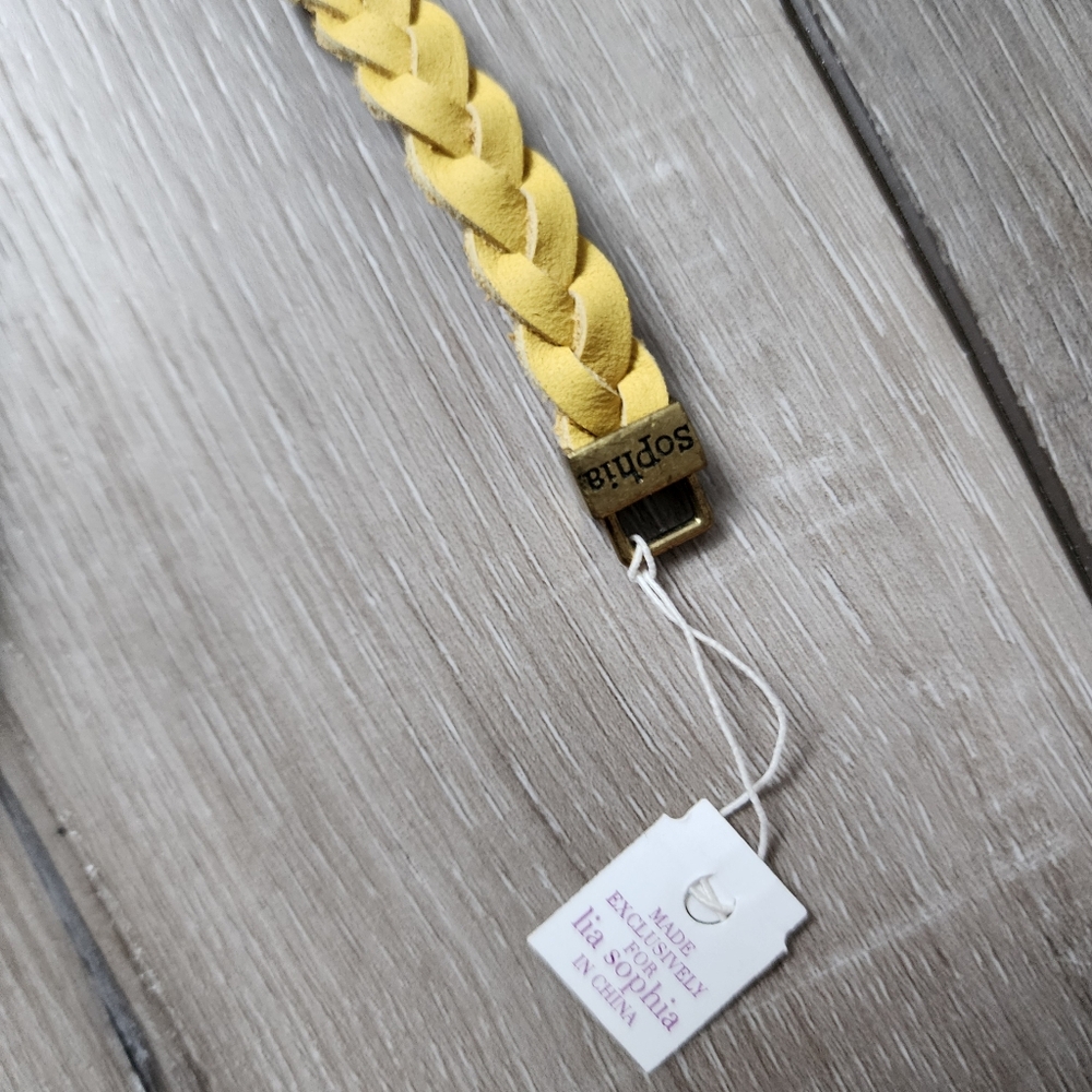 Bracelets - Picture 7 of 12